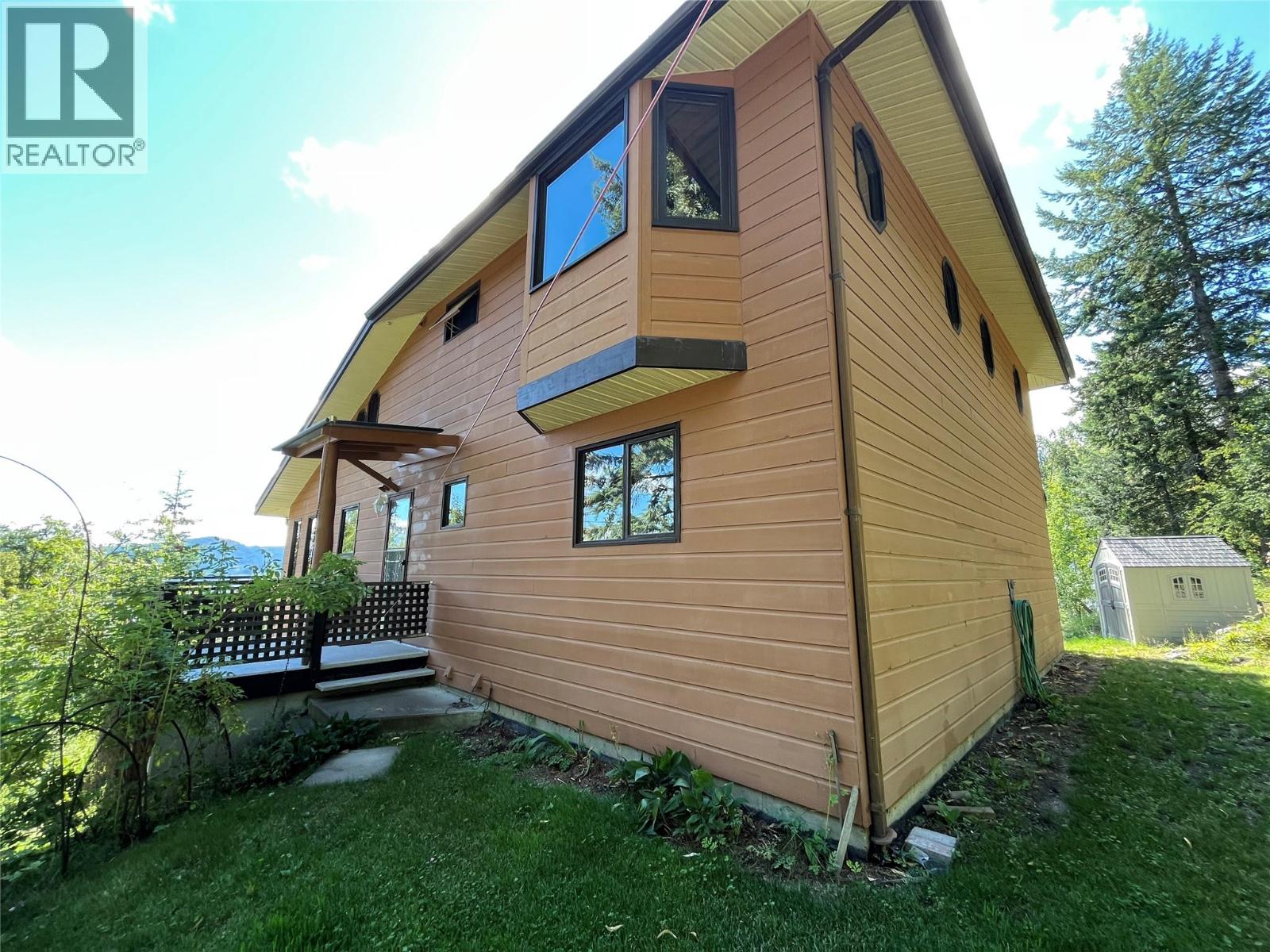 1750 Phoenix Avenue, Rossland, British Columbia  V0G 1Y0 - Photo 76 - 10345656