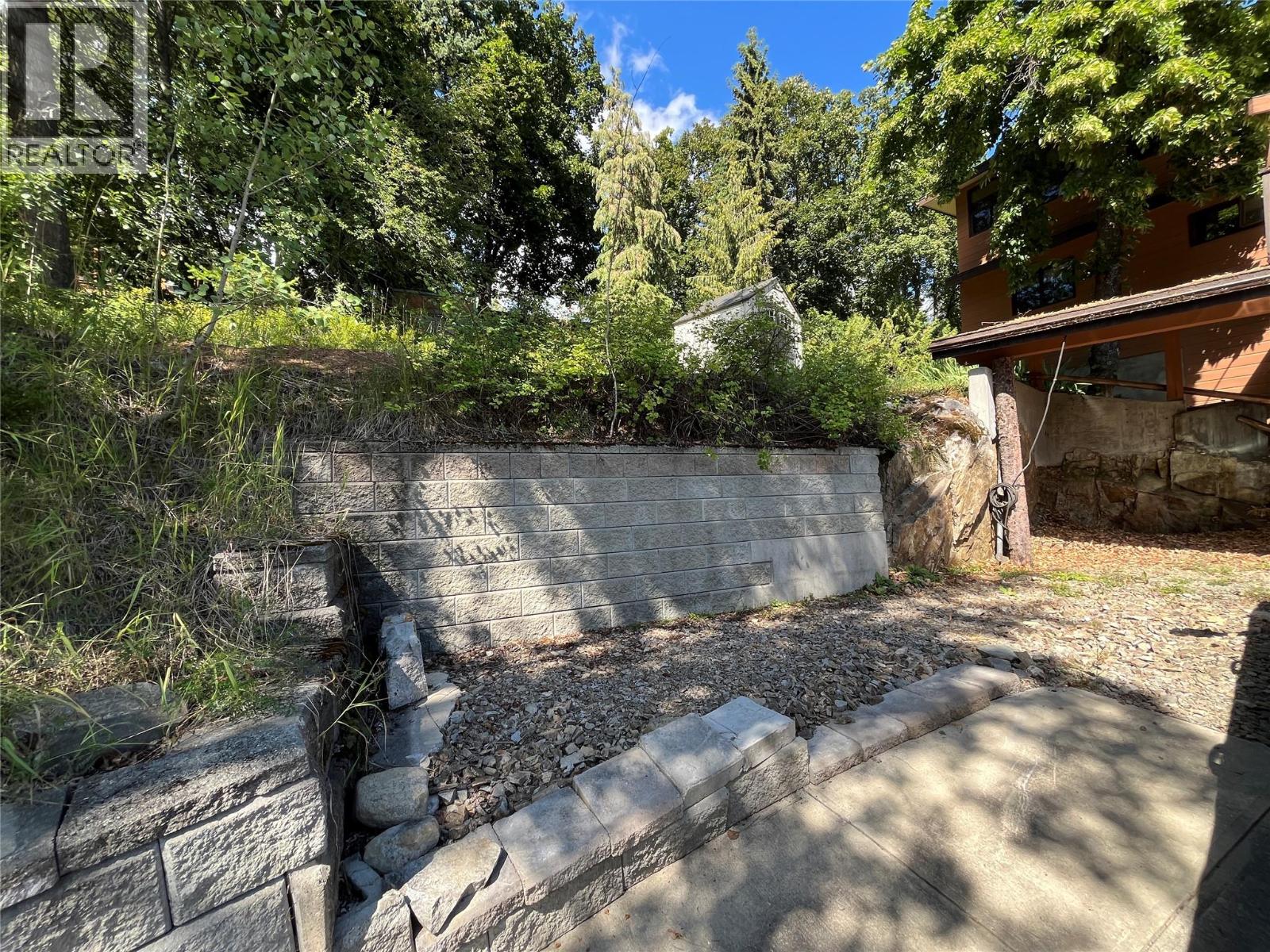 1750 Phoenix Avenue, Rossland, British Columbia  V0G 1Y0 - Photo 79 - 10345656