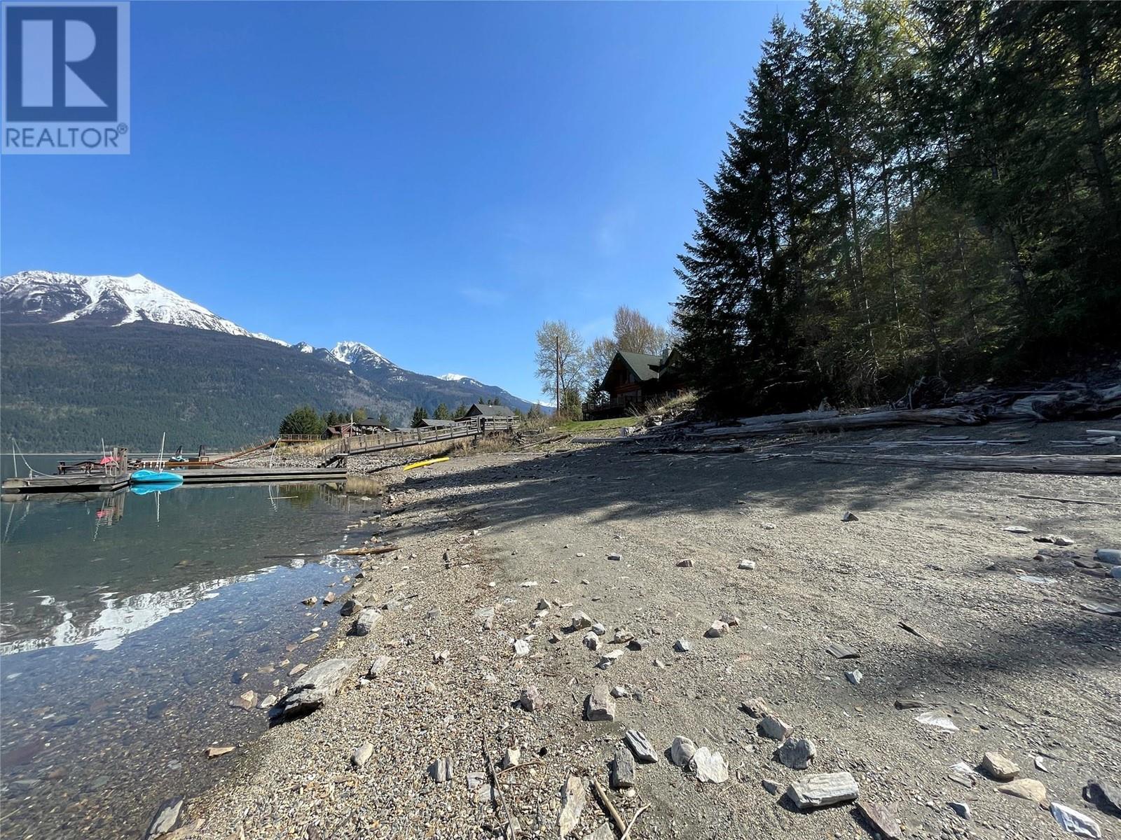 11866 31 Highway, Lardeau, British Columbia  V0G 1M0 - Photo 11 - 10346287