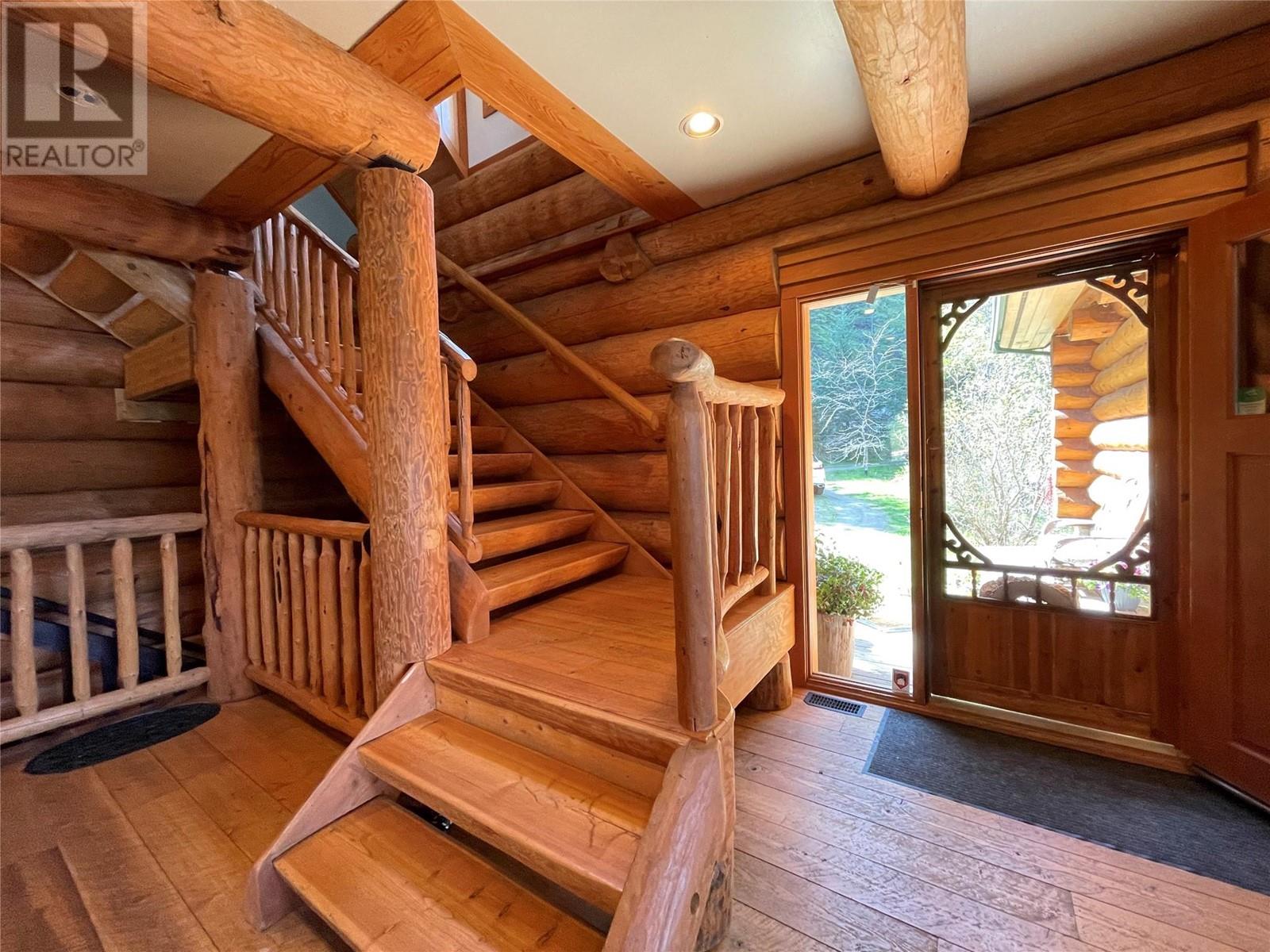 11866 31 Highway, Lardeau, British Columbia  V0G 1M0 - Photo 14 - 10346287