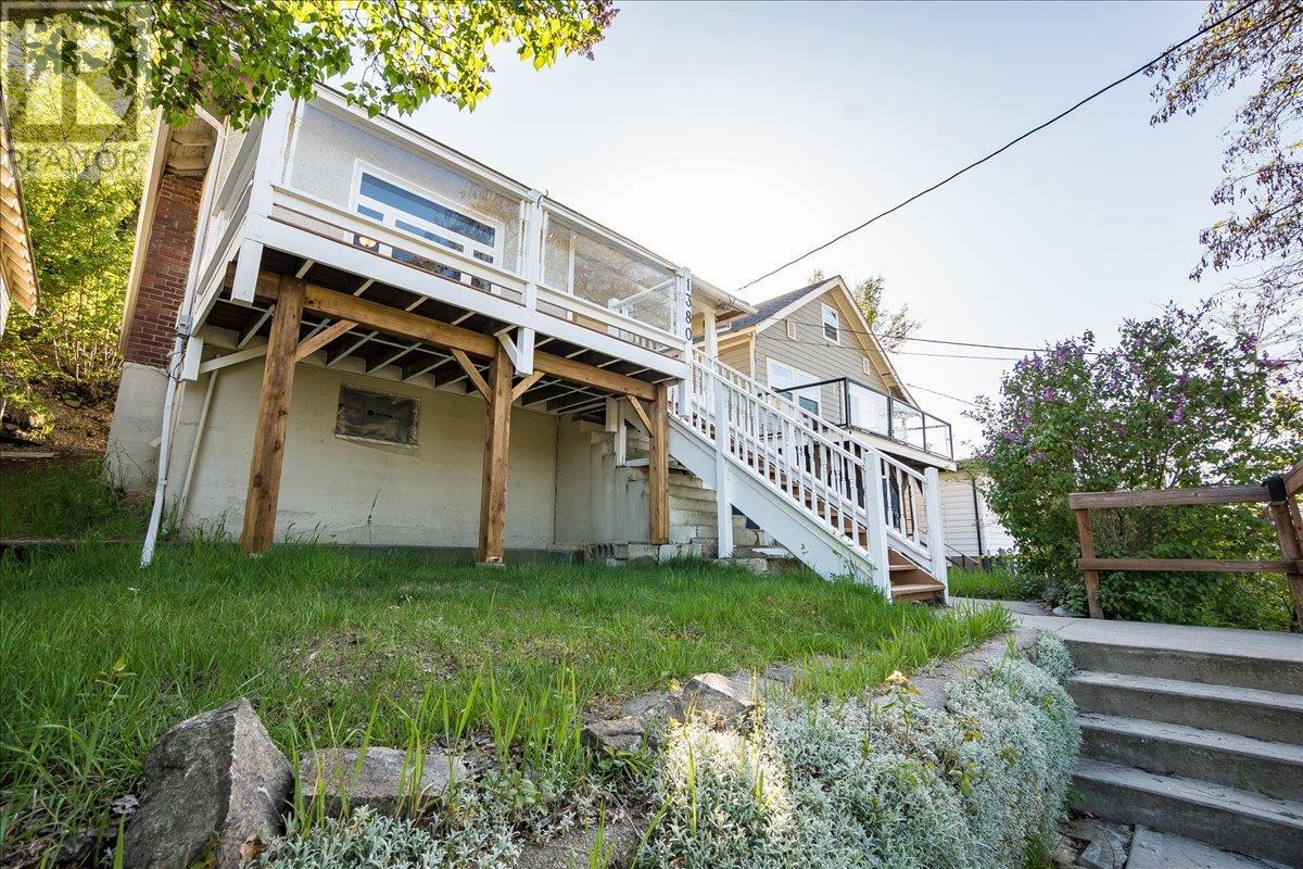 1380 Lookout Street, Trail, British Columbia  V1R 3P5 - Photo 3 - 10346245