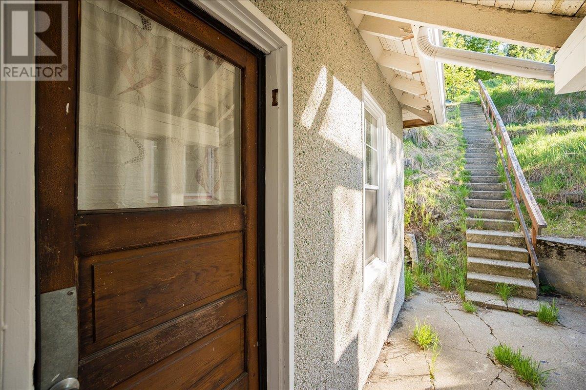 1380 Lookout Street, Trail, British Columbia  V1R 3P5 - Photo 33 - 10346245