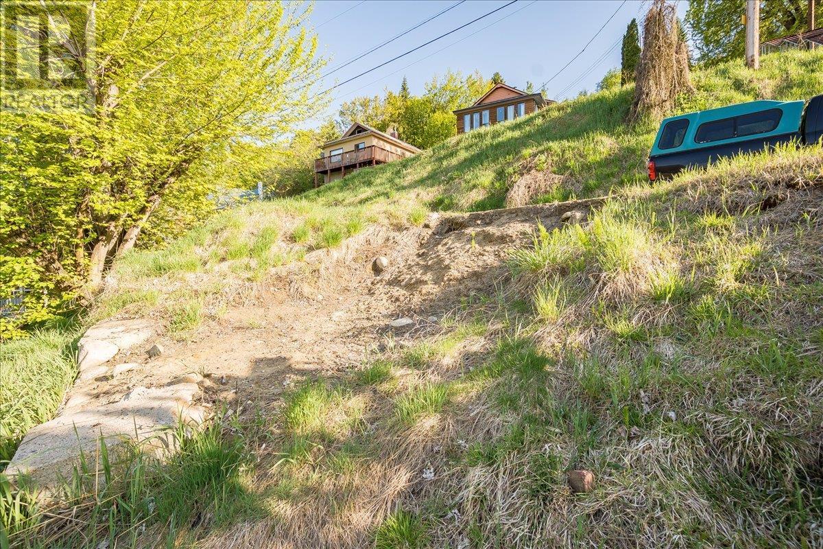 1380 Lookout Street, Trail, British Columbia  V1R 3P5 - Photo 35 - 10346245
