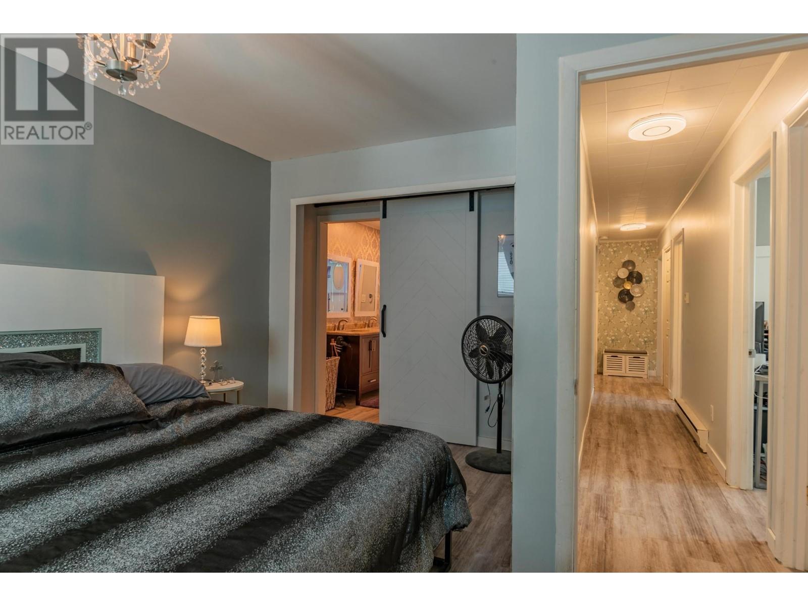 2194 Sixth Avenue, Trail, British Columbia  V1R 3B7 - Photo 27 - 10346450