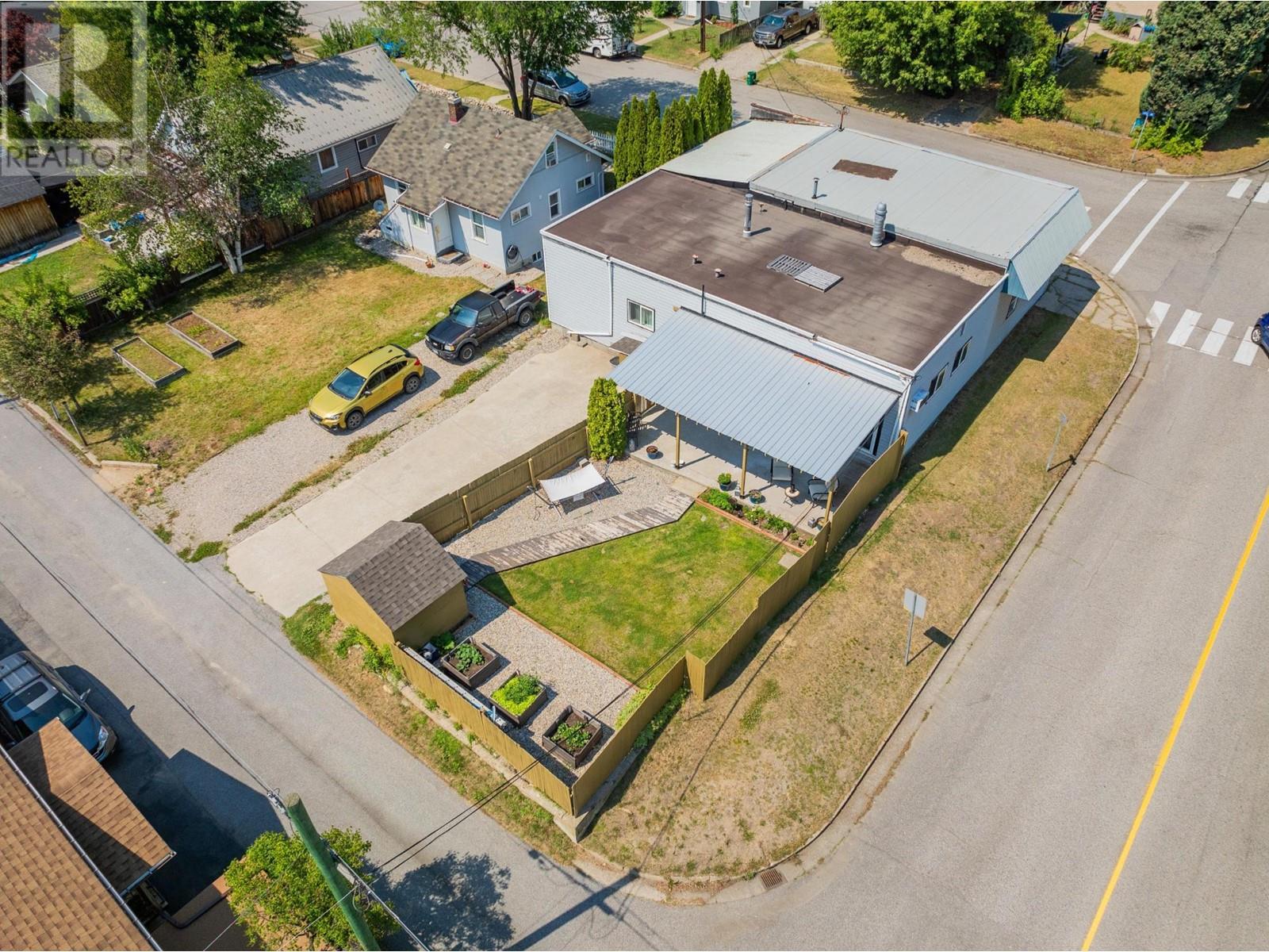 2194 Sixth Avenue, Trail, British Columbia  V1R 3B7 - Photo 52 - 10346450