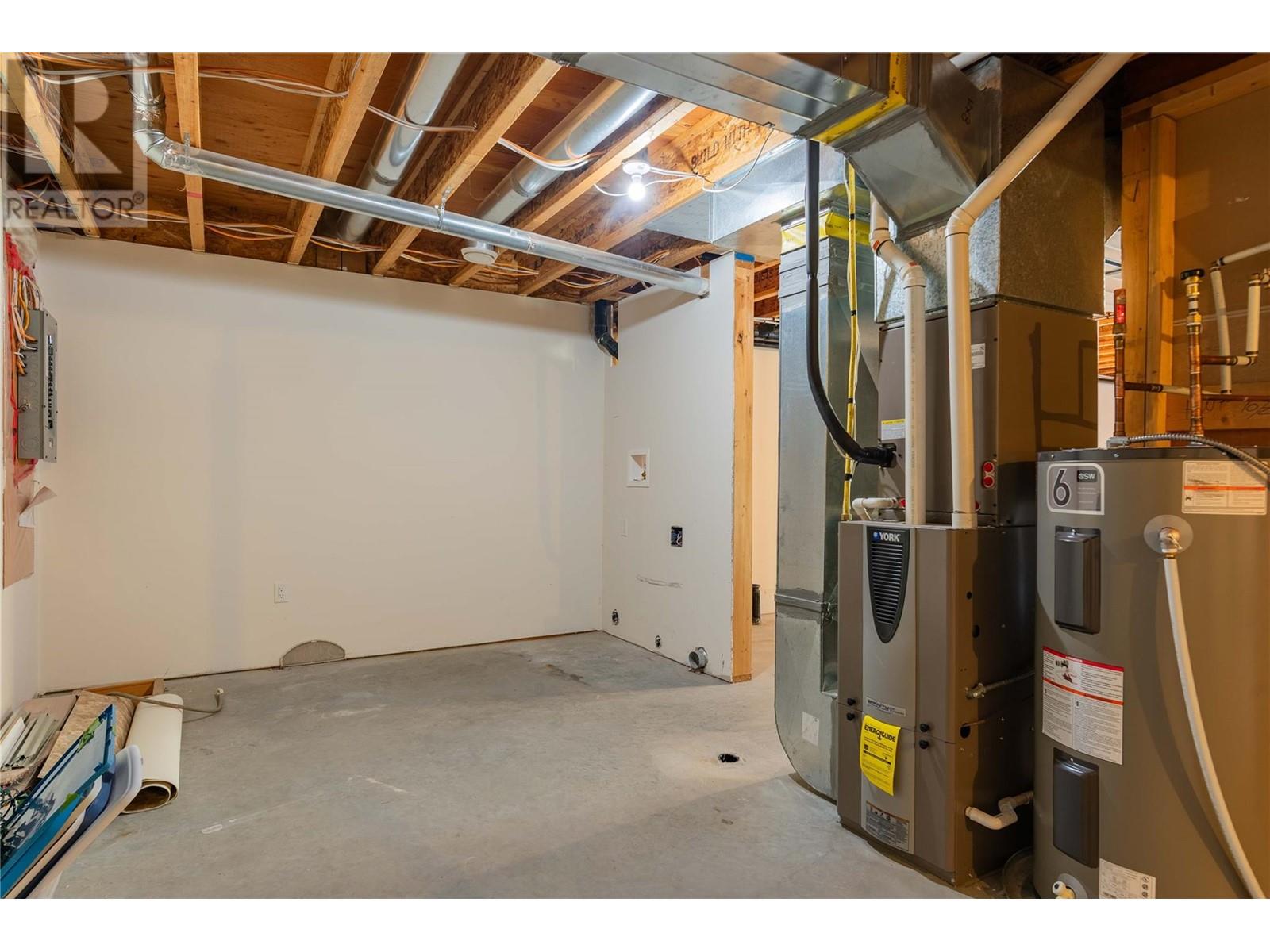 7350 Crema Drive, Trail, British Columbia  V1R 4X6 - Photo 33 - 10345105