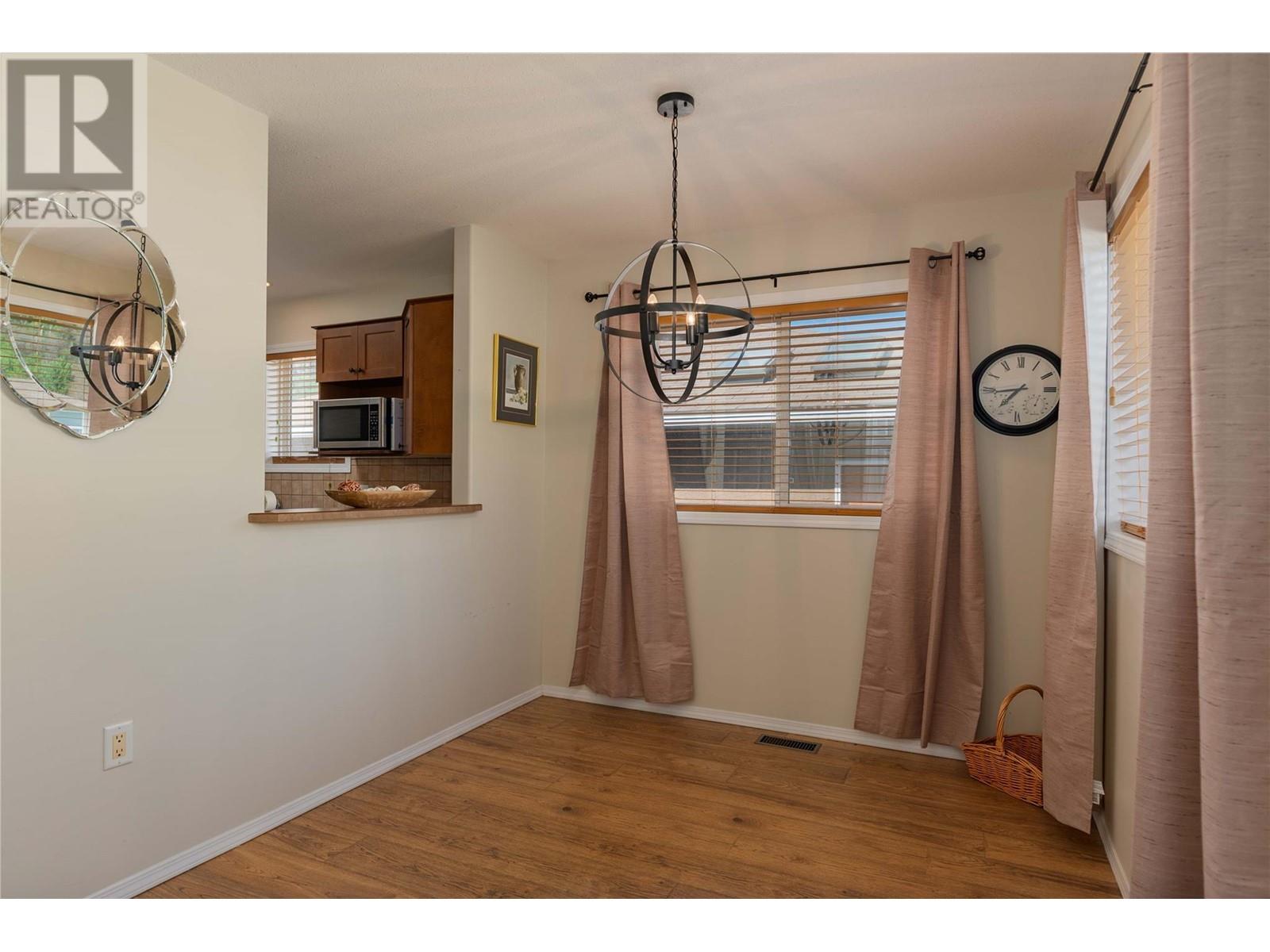 7350 Crema Drive, Trail, British Columbia  V1R 4X6 - Photo 7 - 10345105