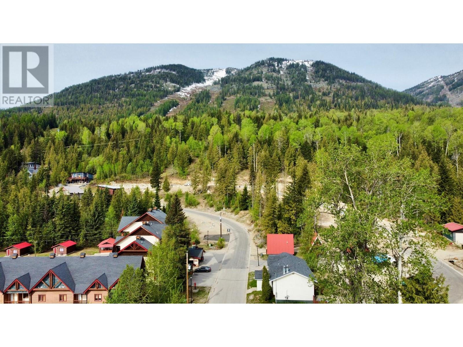 106 Topping Terrace, Rossland, British Columbia  V0G 1Y0 - Photo 2 - 10346483