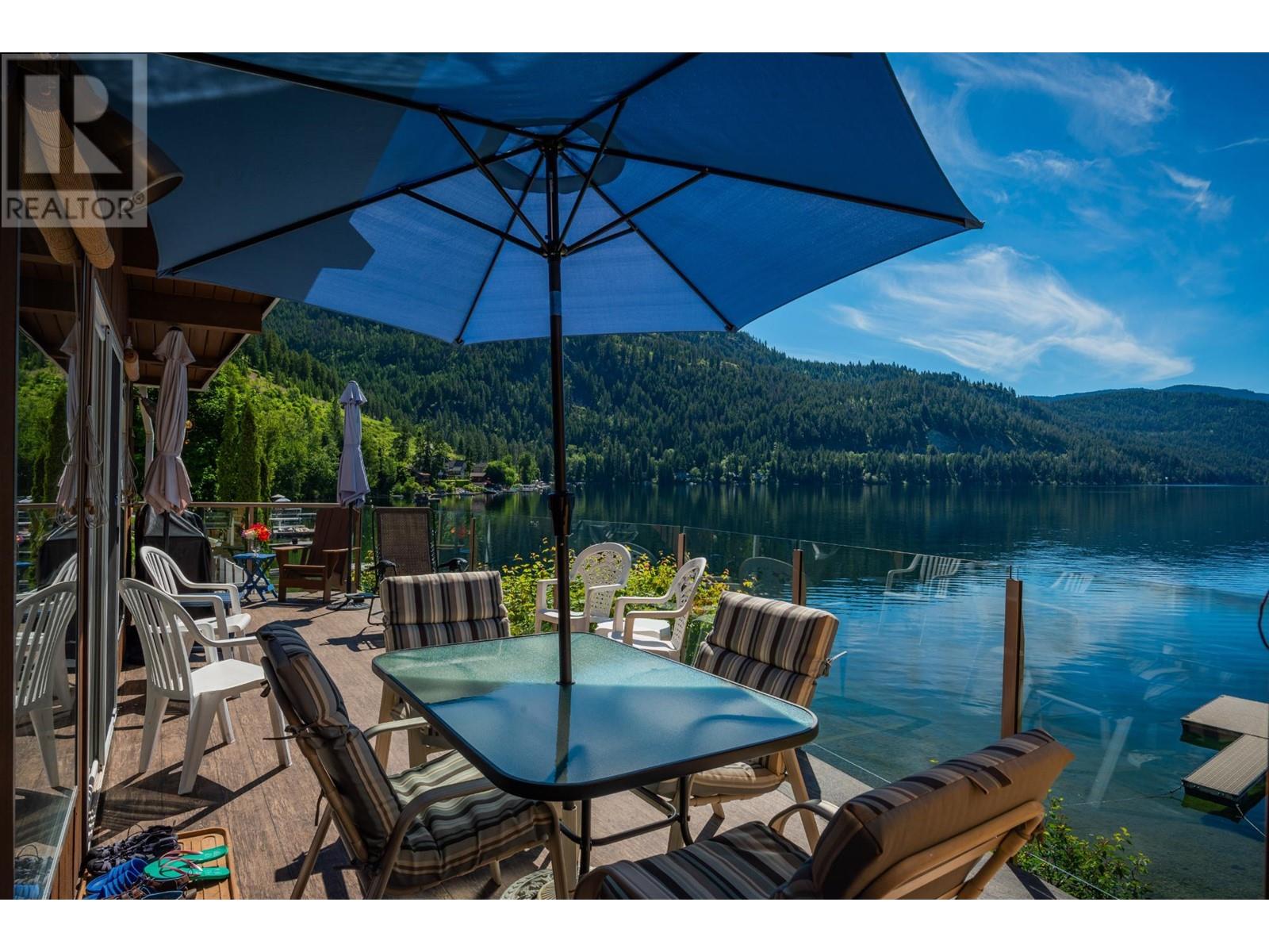 93 East Lake Drive, Christina Lake, British Columbia  V0H 1E1 - Photo 17 - 10346516