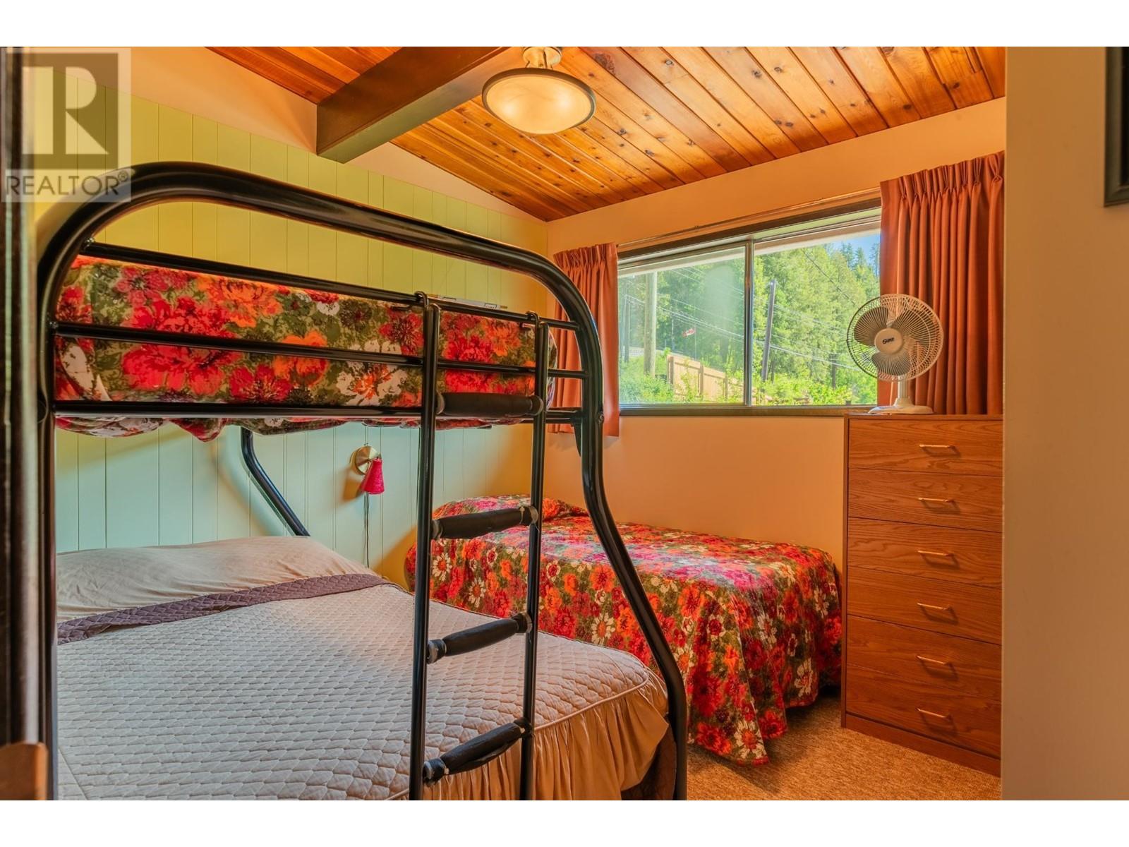 93 East Lake Drive, Christina Lake, British Columbia  V0H 1E1 - Photo 24 - 10346516