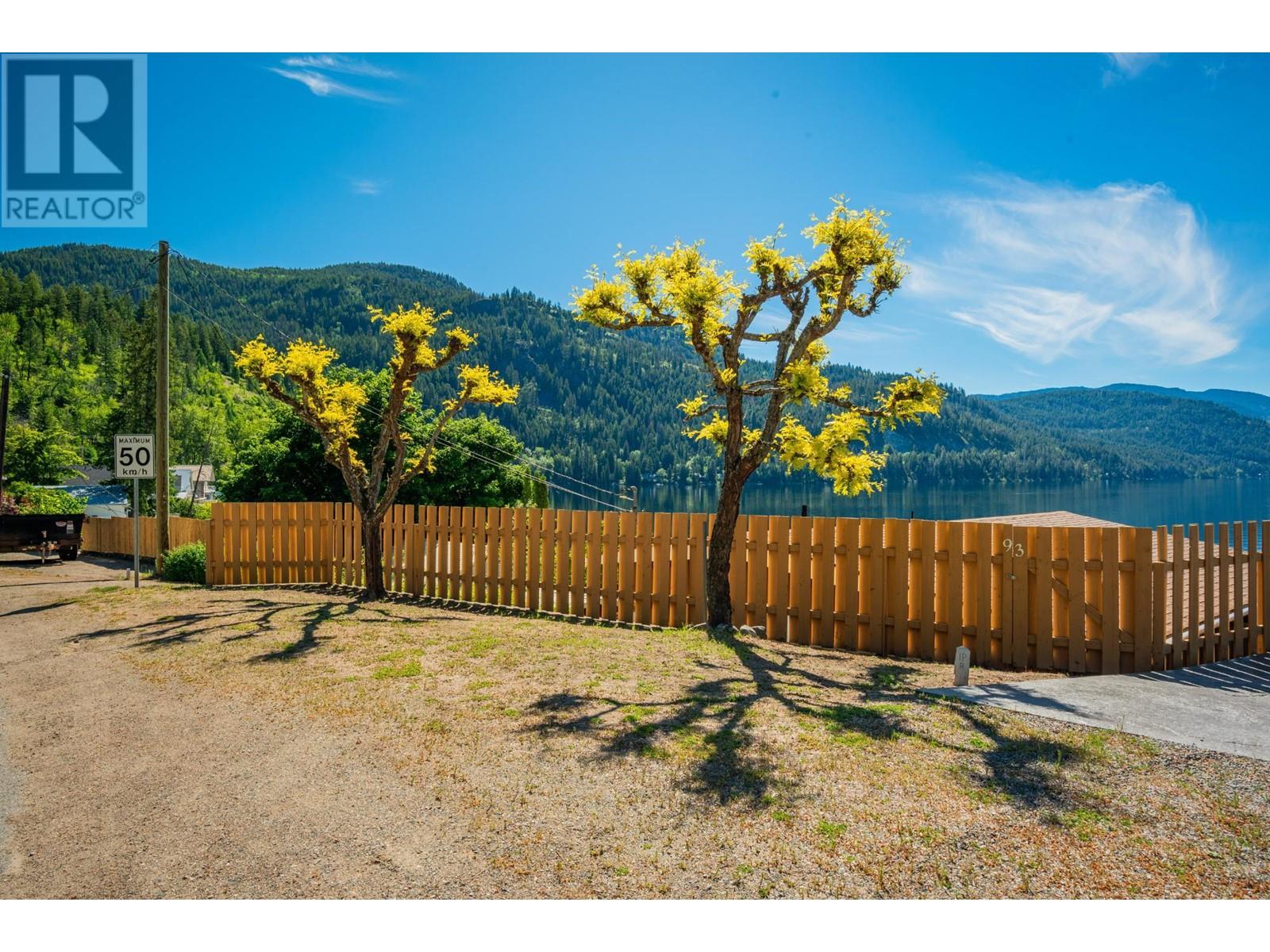93 East Lake Drive, Christina Lake, British Columbia  V0H 1E1 - Photo 33 - 10346516