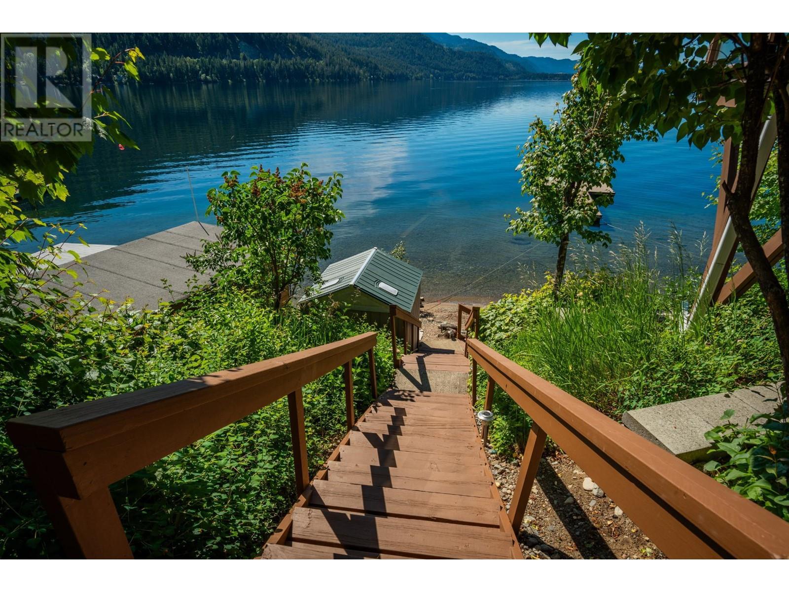 93 East Lake Drive, Christina Lake, British Columbia  V0H 1E1 - Photo 36 - 10346516
