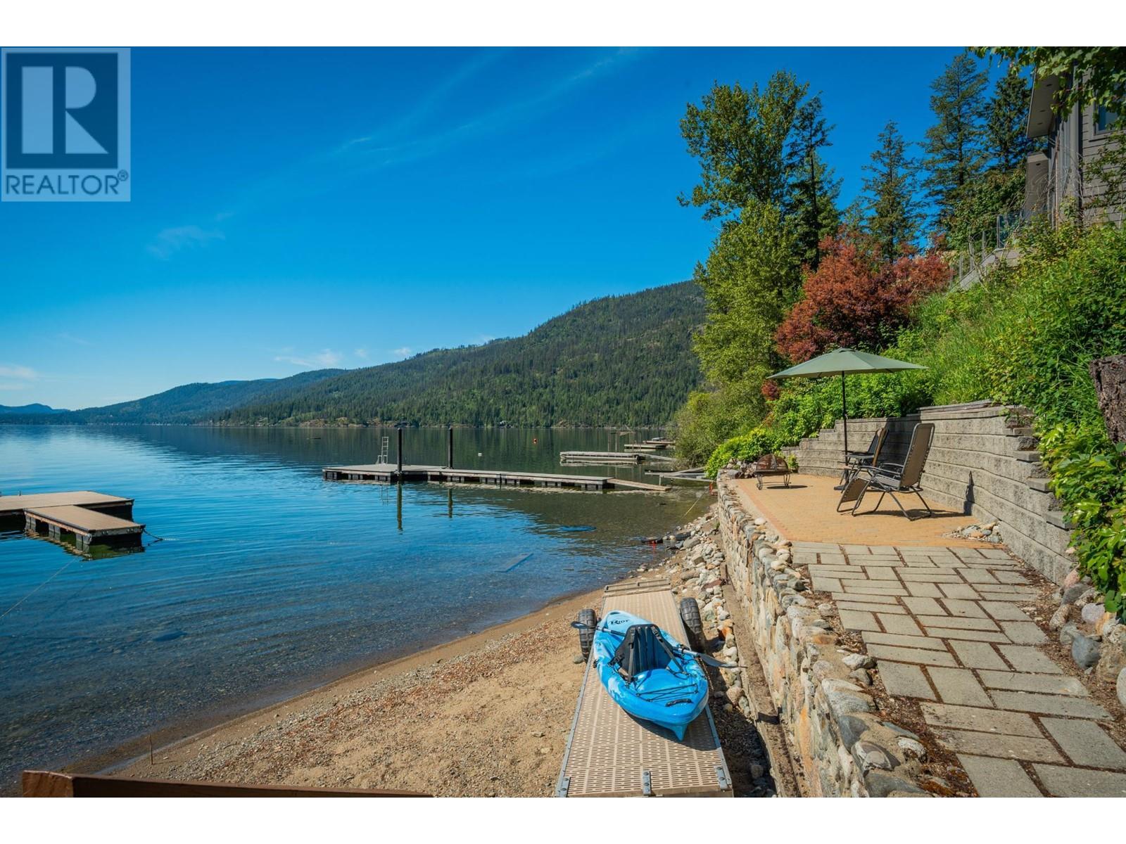 93 East Lake Drive, Christina Lake, British Columbia  V0H 1E1 - Photo 38 - 10346516