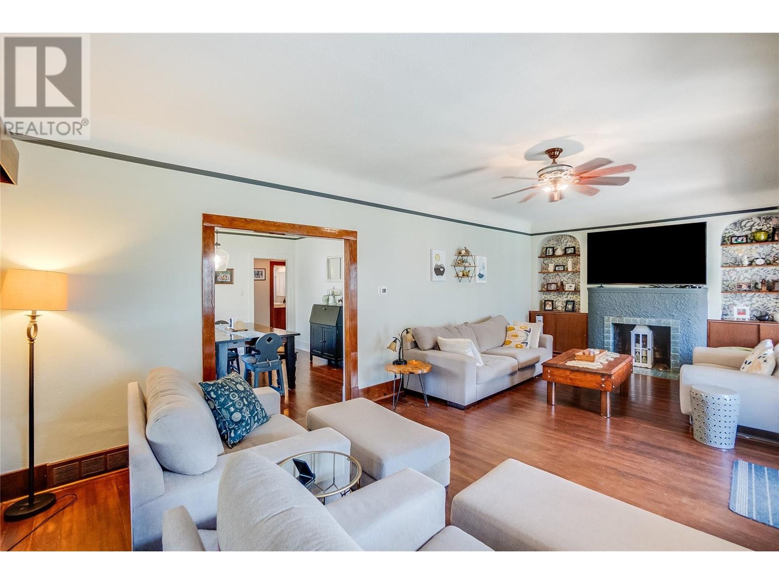 2385 Rockland Avenue, Trail, British Columbia  V1R 3G4 - Photo 18 - 10343588