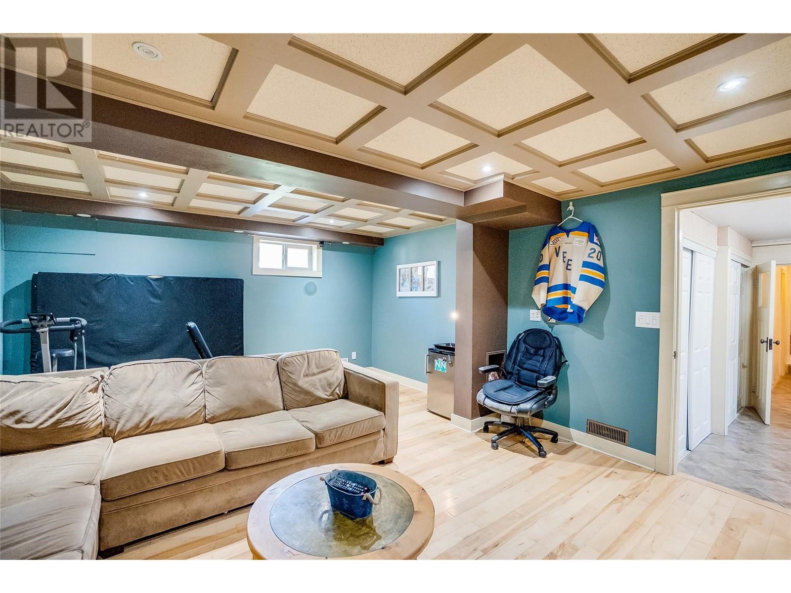 2385 Rockland Avenue, Trail, British Columbia  V1R 3G4 - Photo 39 - 10343588