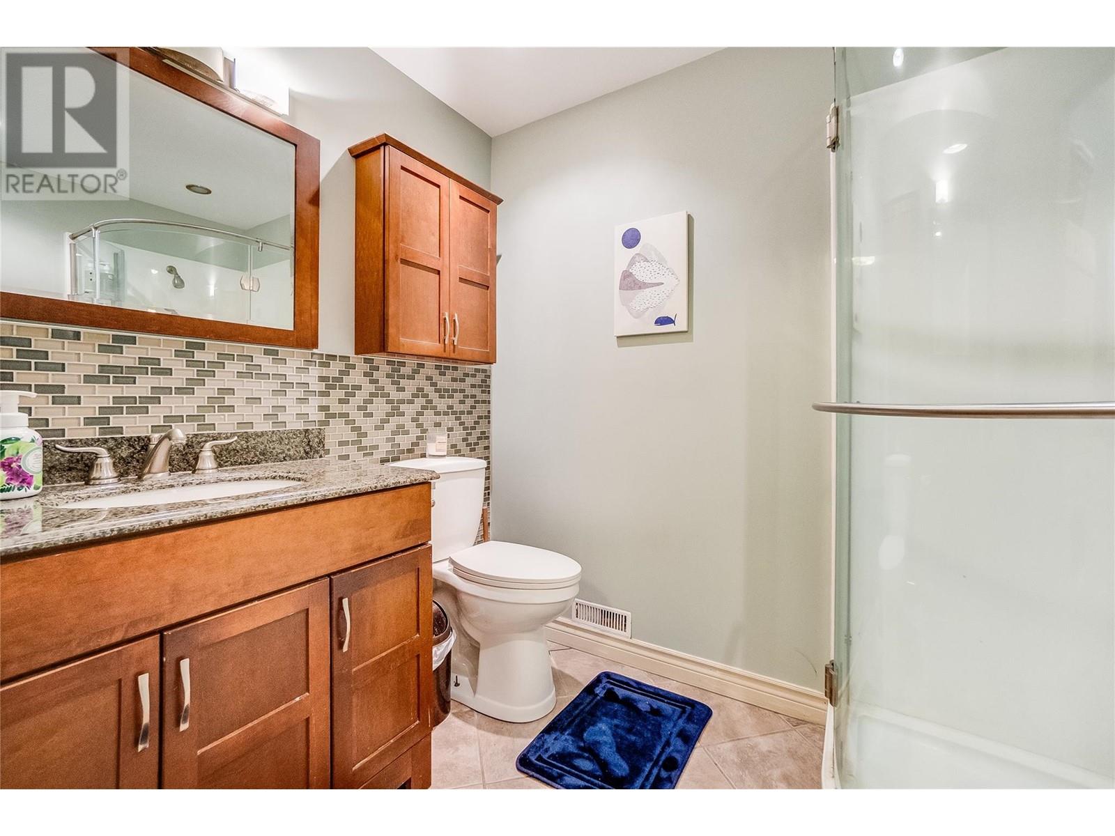 2385 Rockland Avenue, Trail, British Columbia  V1R 3G4 - Photo 42 - 10343588