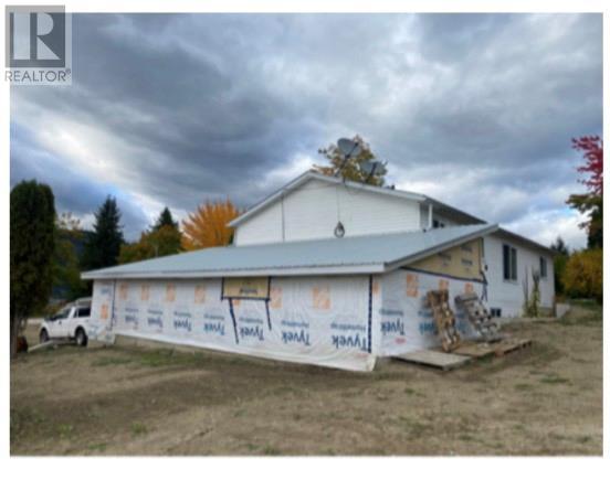 129 Oak Street, Fauquier, British Columbia  V0G 1K0 - Photo 2 - 10346072