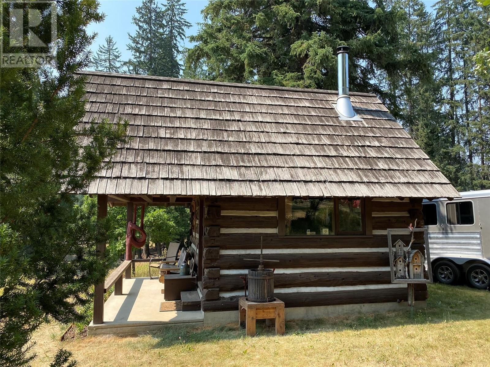3371 Highway 3b, Fruitvale, British Columbia  V0G 1L1 - Photo 40 - 10345823