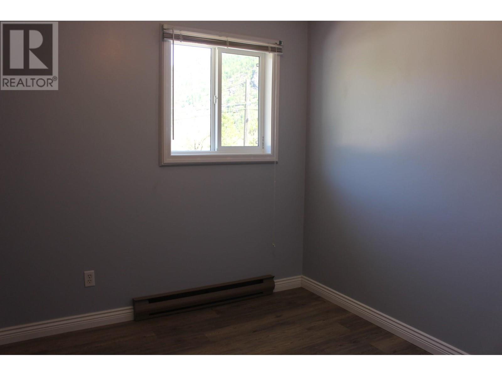 1610 Mcbride Street, Trail, British Columbia  V1R 2Z6 - Photo 28 - 10346452