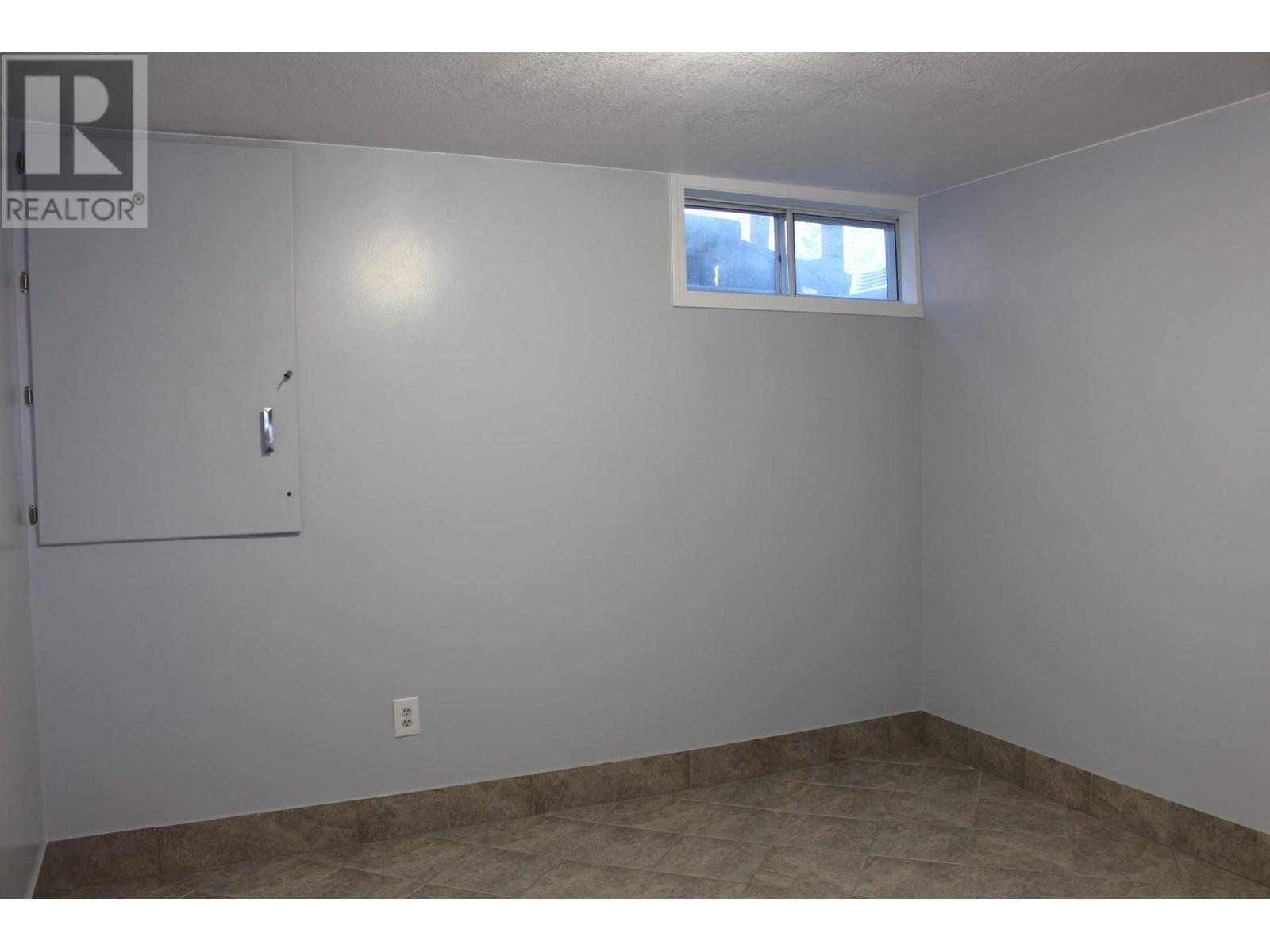 1610 Mcbride Street, Trail, British Columbia  V1R 2Z6 - Photo 34 - 10346452
