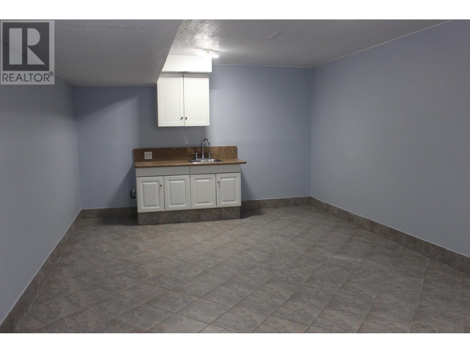 1610 Mcbride Street, Trail, British Columbia  V1R 2Z6 - Photo 37 - 10346452
