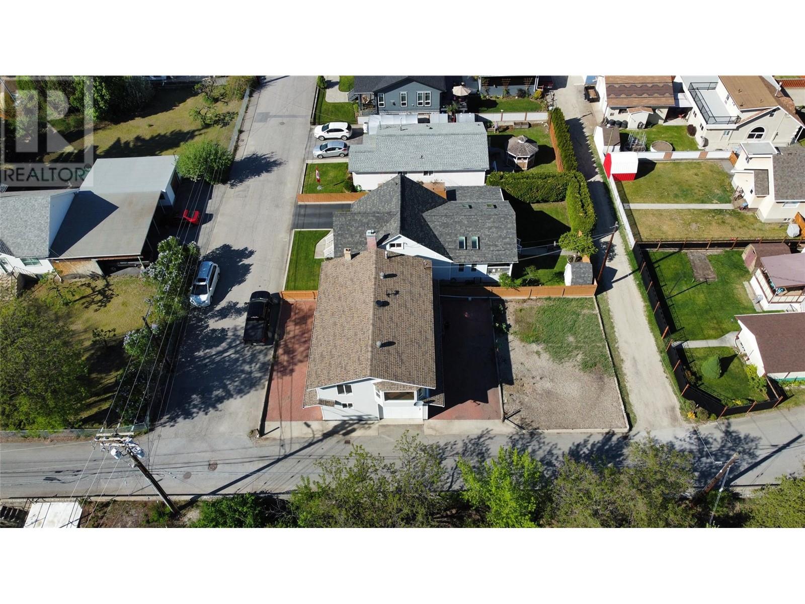 1610 Mcbride Street, Trail, British Columbia  V1R 2Z6 - Photo 44 - 10346452