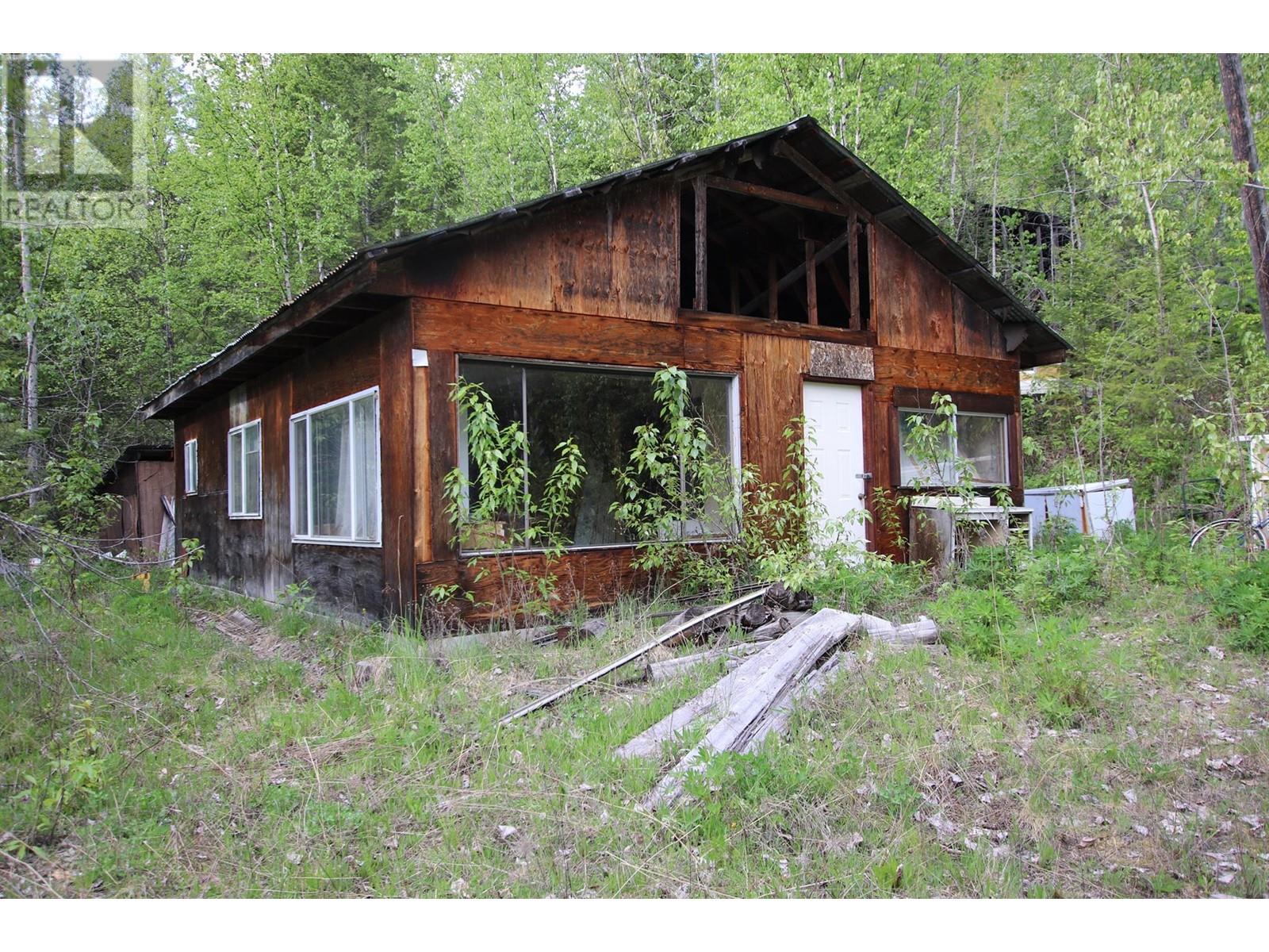 4265 Highway 6, Arrow Park, British Columbia  V0G 1R1 - Photo 9 - 10346894