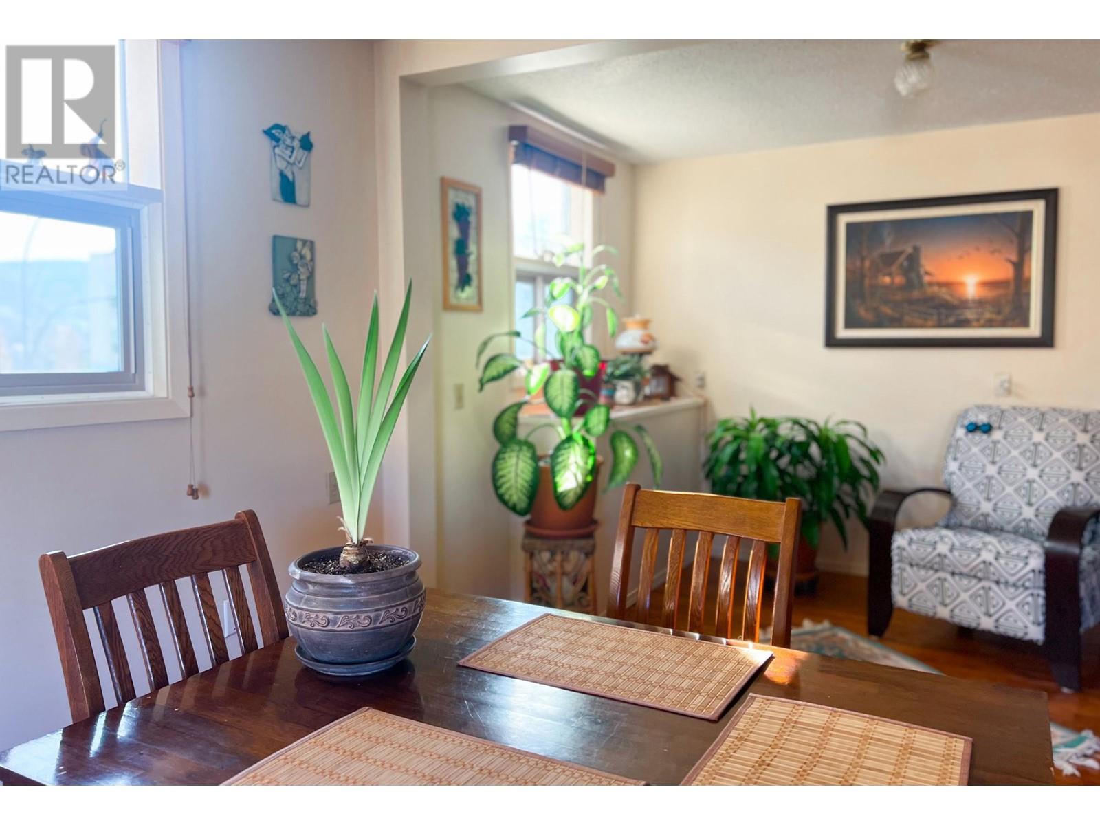 975 Spokane Street, Trail, British Columbia  V1R 3W7 - Photo 66 - 10346892