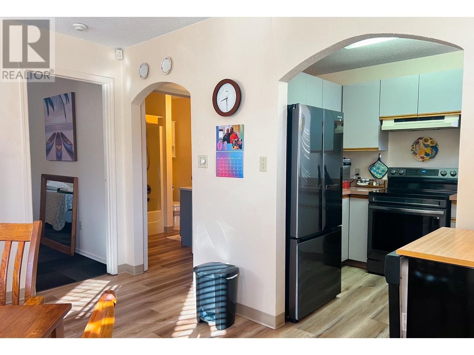 975 Spokane Street, Trail, British Columbia  V1R 3W7 - Photo 72 - 10346892