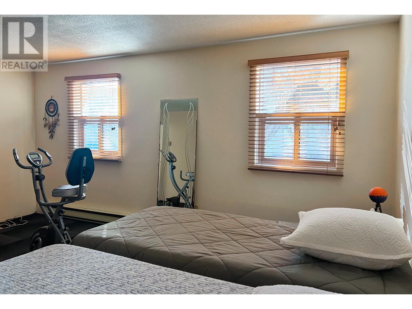 975 Spokane Street, Trail, British Columbia  V1R 3W7 - Photo 77 - 10346892