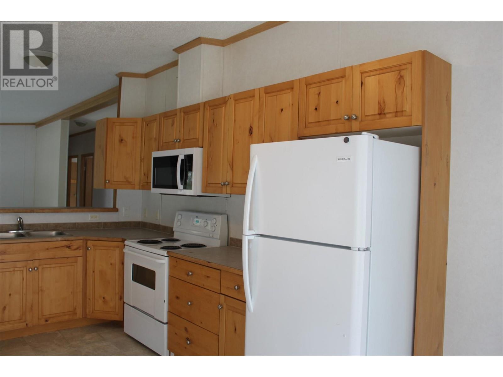 138 Cotswold Road, Nakusp, British Columbia  V0G 1R0 - Photo 5 - 10346820