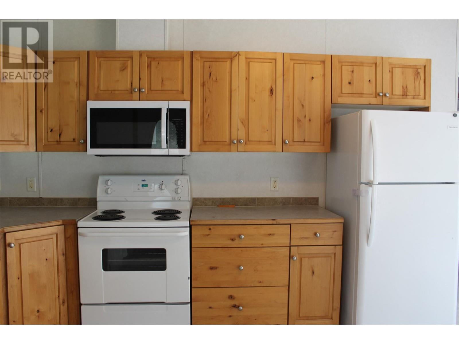 138 Cotswold Road, Nakusp, British Columbia  V0G 1R0 - Photo 6 - 10346820