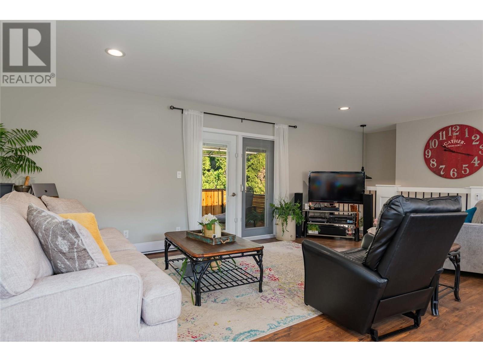 1764 Barrett Drive, Fruitvale, British Columbia  V0G 1L0 - Photo 17 - 10347216