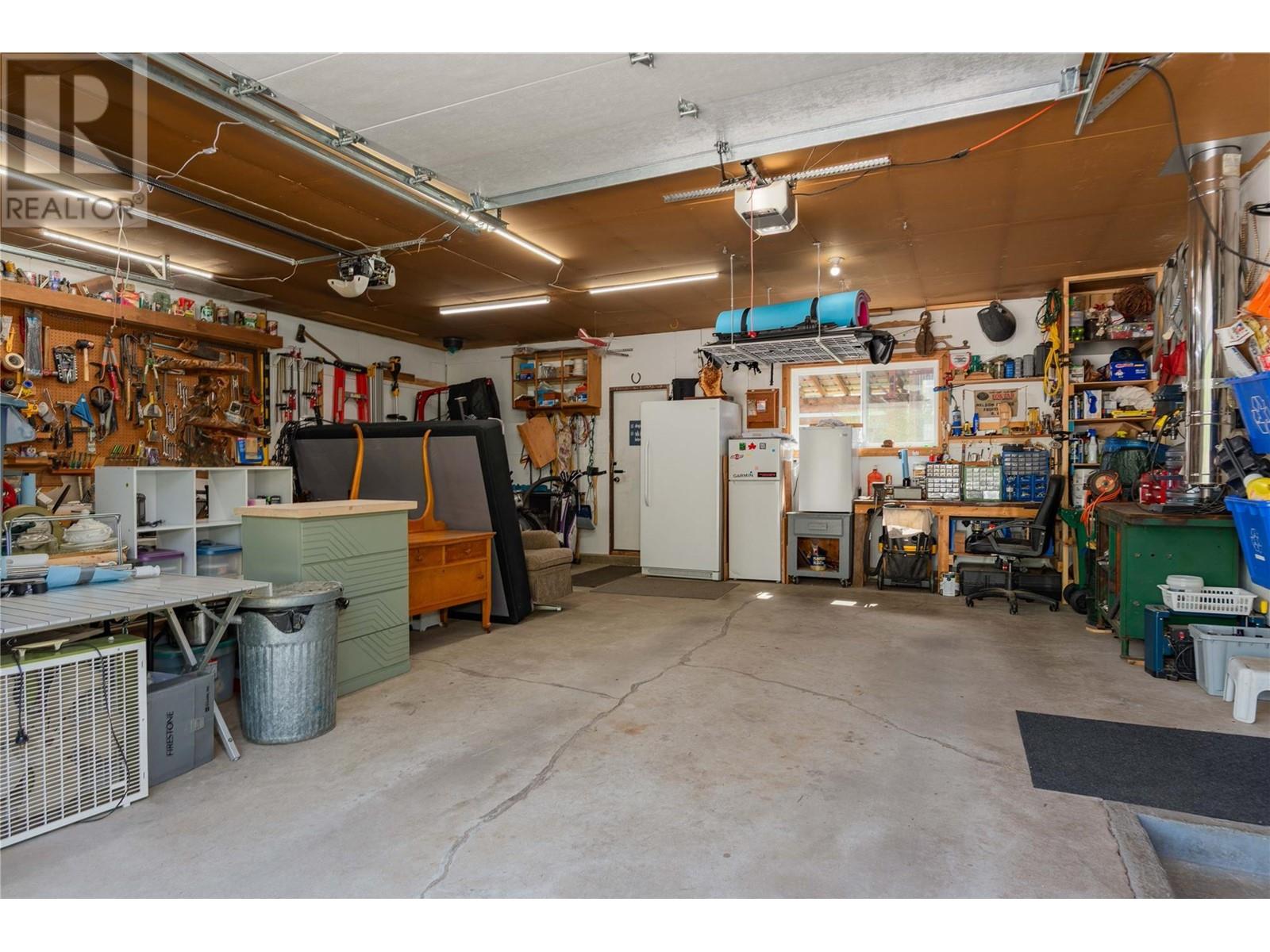 1764 Barrett Drive, Fruitvale, British Columbia  V0G 1L0 - Photo 39 - 10347216