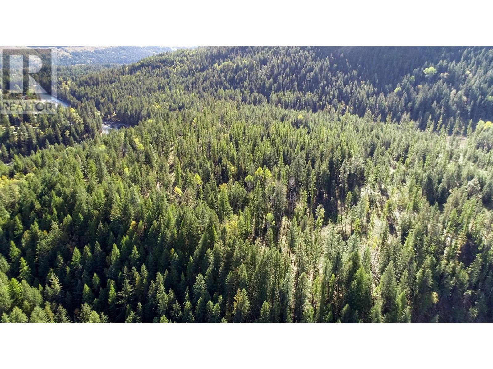3751 Westwind Road, Krestova, British Columbia  V0G 1H2 - Photo 13 - 10346710