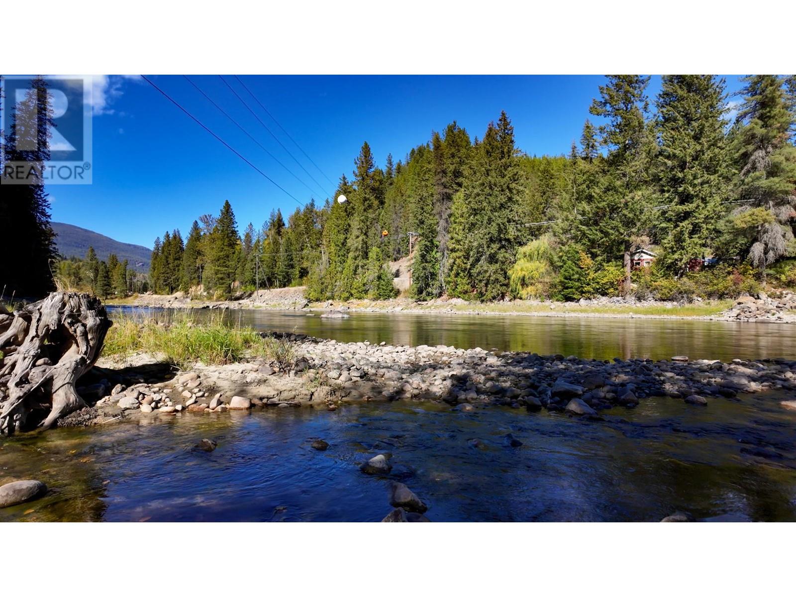 3751 Westwind Road, Krestova, British Columbia  V0G 1H2 - Photo 2 - 10346710
