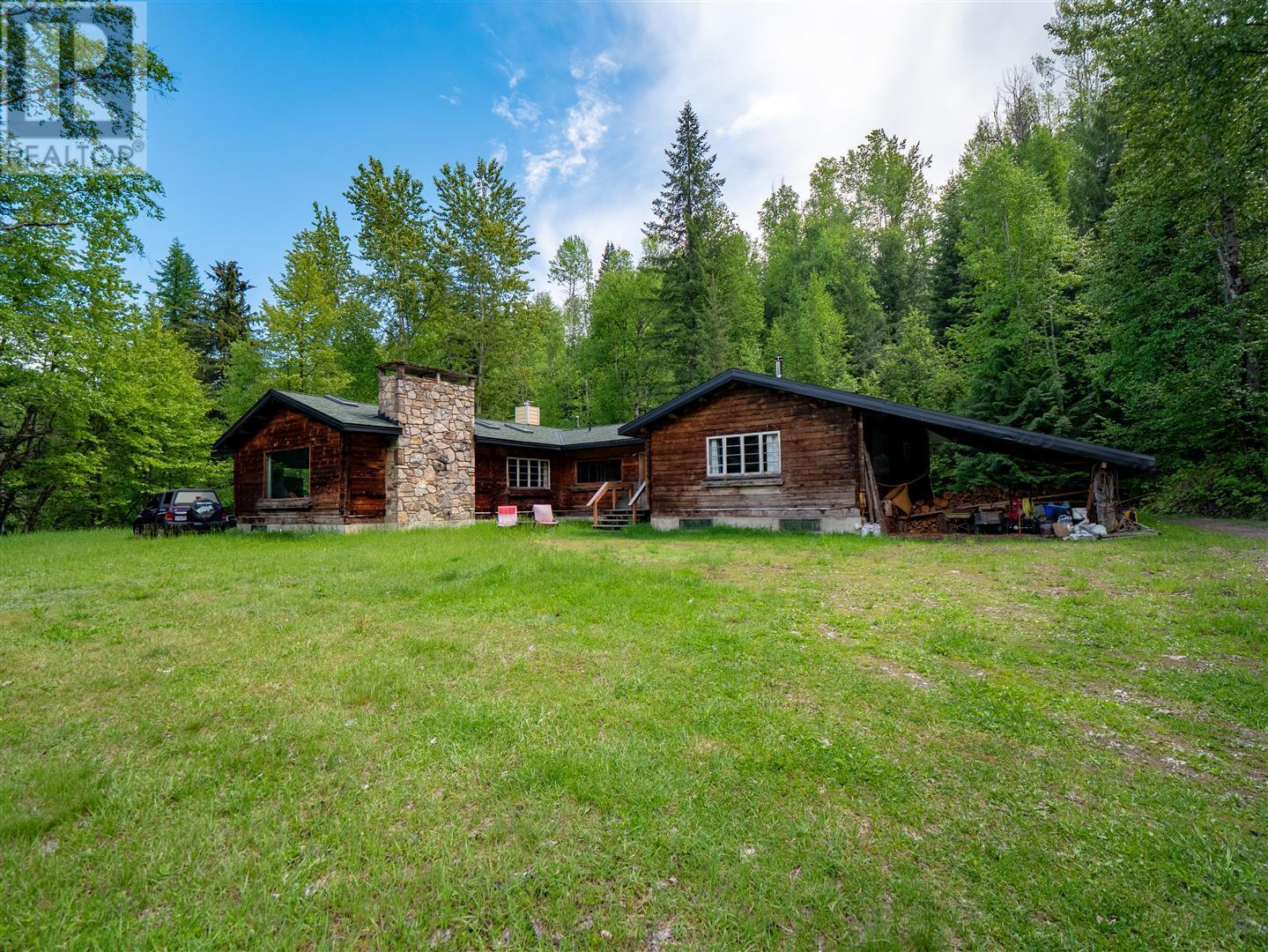 3751 Westwind Road, Krestova, British Columbia  V0G 1H2 - Photo 23 - 10346710