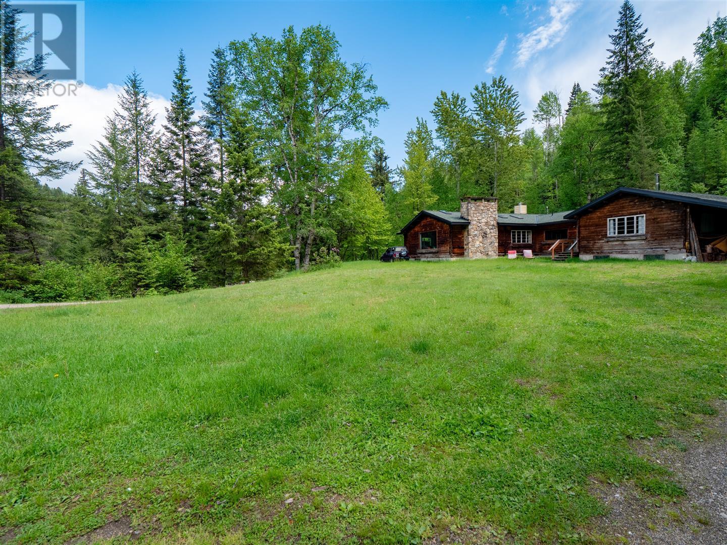 3751 Westwind Road, Krestova, British Columbia  V0G 1H2 - Photo 24 - 10346710