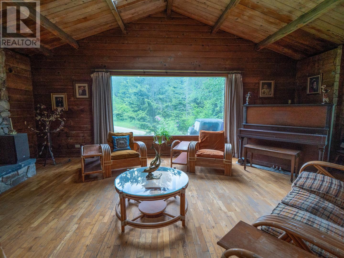 3751 Westwind Road, Krestova, British Columbia  V0G 1H2 - Photo 29 - 10346710