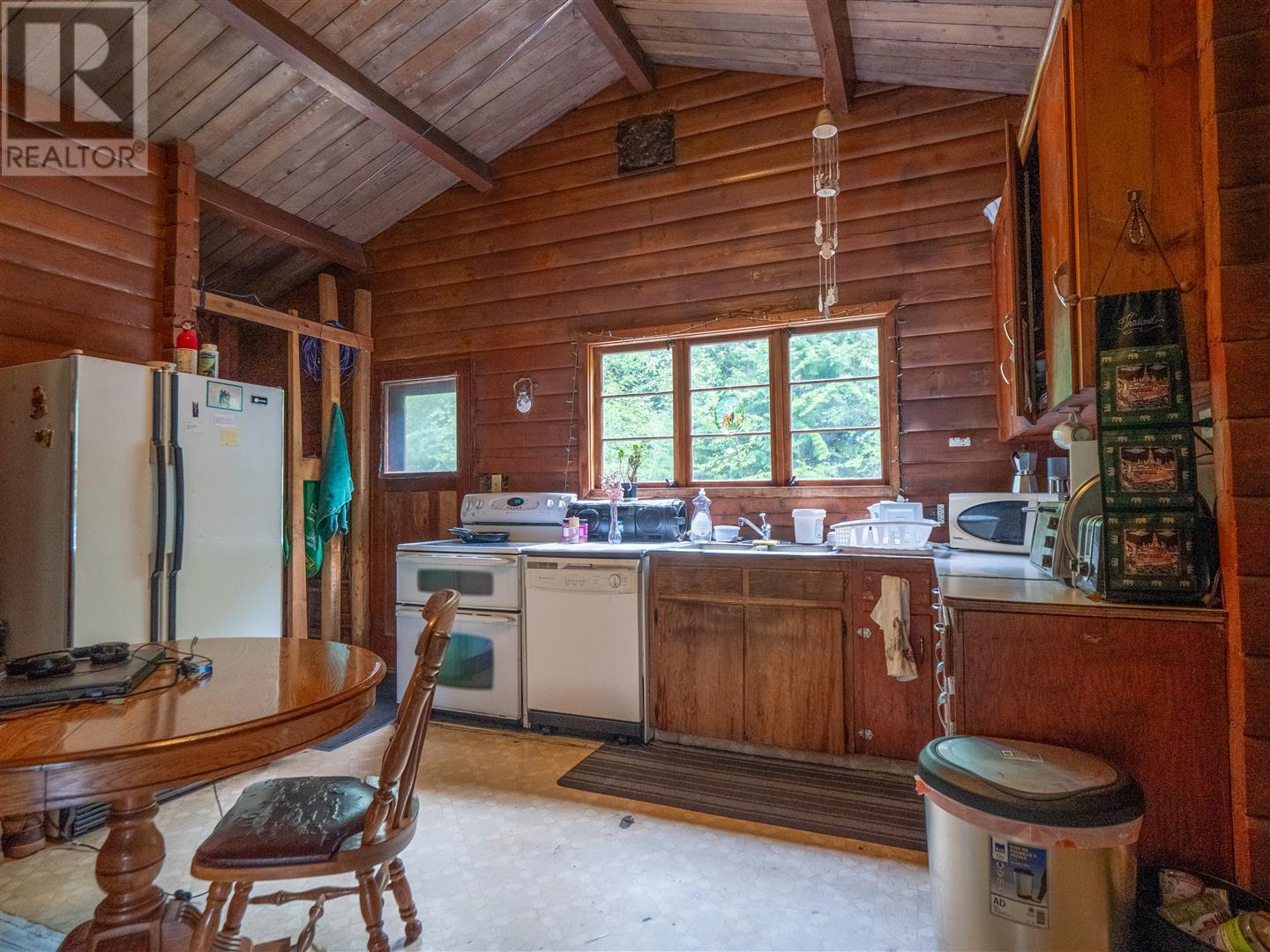 3751 Westwind Road, Krestova, British Columbia  V0G 1H2 - Photo 36 - 10346710