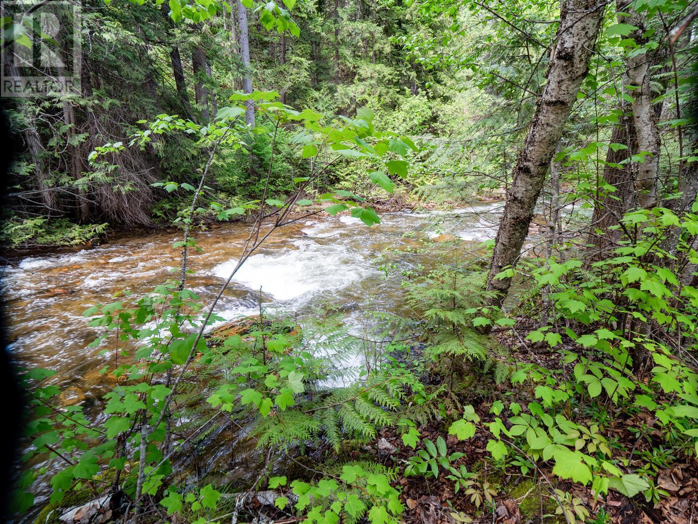 3751 Westwind Road, Krestova, British Columbia  V0G 1H2 - Photo 7 - 10346710