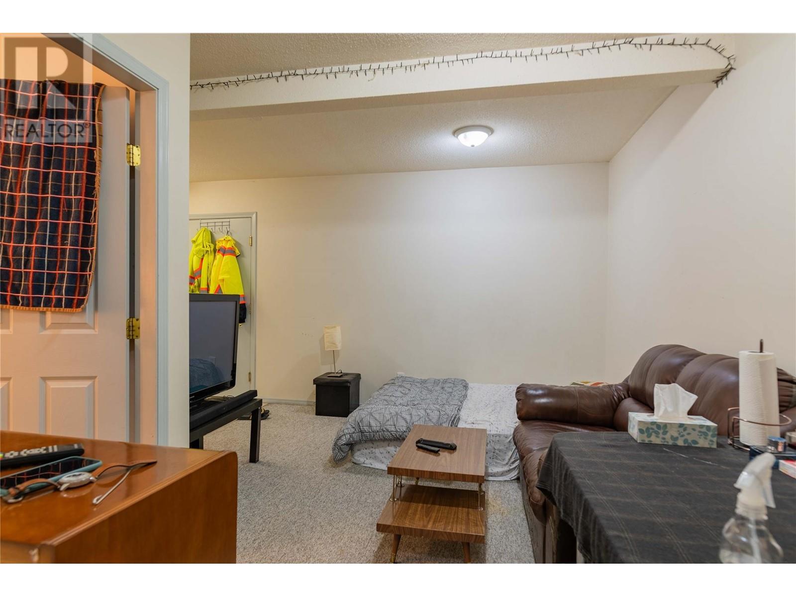 1410 Bay Avenue, Trail, British Columbia  V1R 4B1 - Photo 29 - 10346774