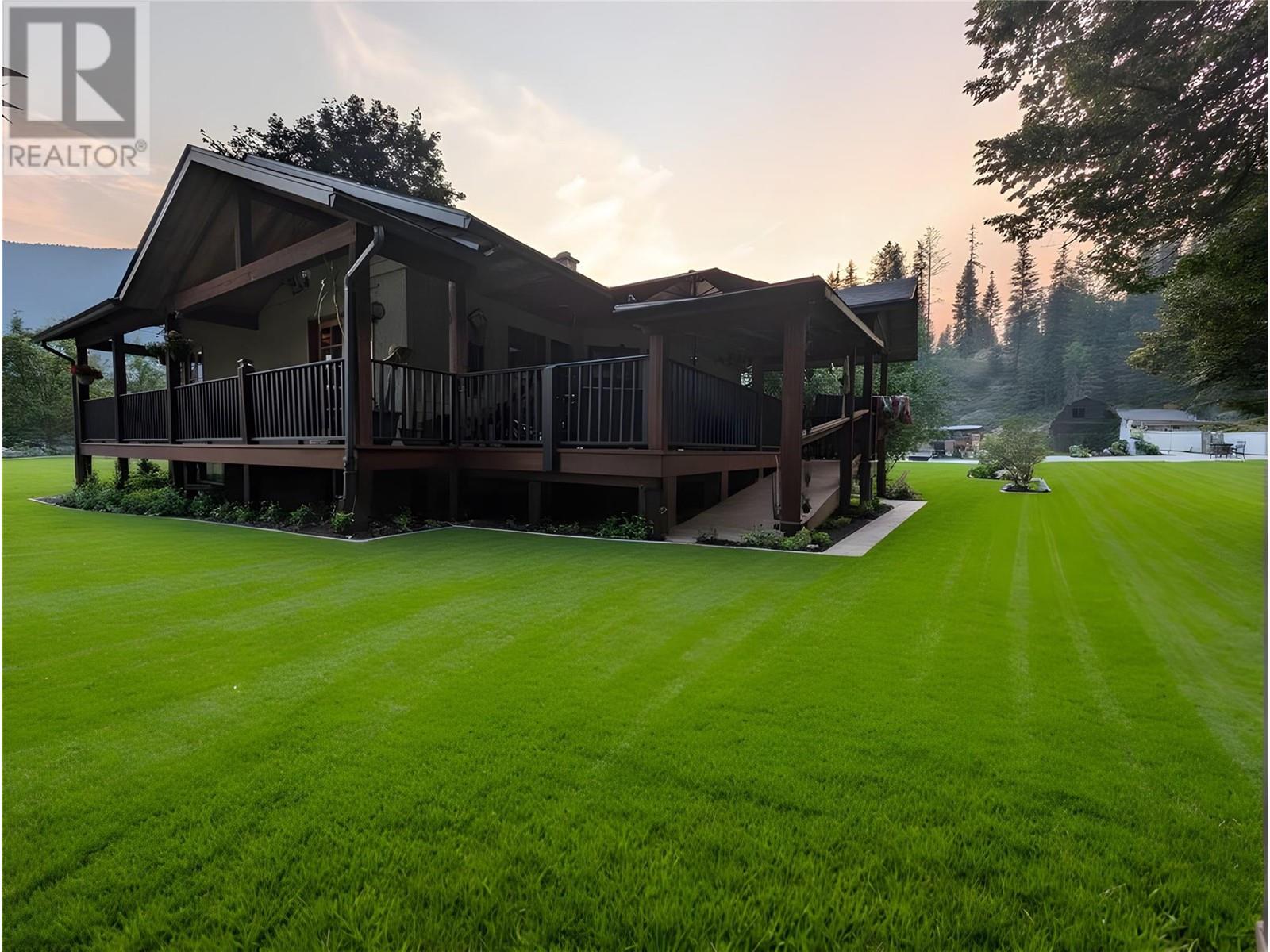 2398 Cunningham Road, Slocan Park, British Columbia  V0G 2E0 - Photo 1 - 10347142