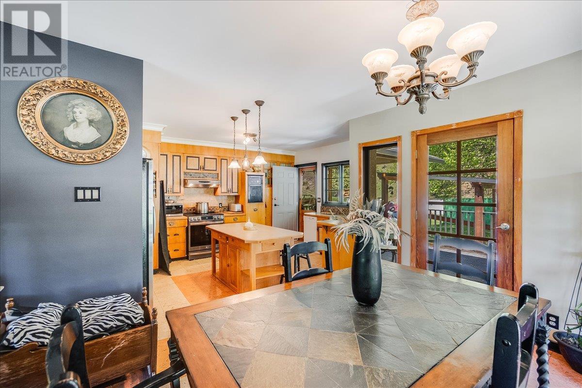 2398 Cunningham Road, Slocan Park, British Columbia  V0G 2E0 - Photo 10 - 10347142
