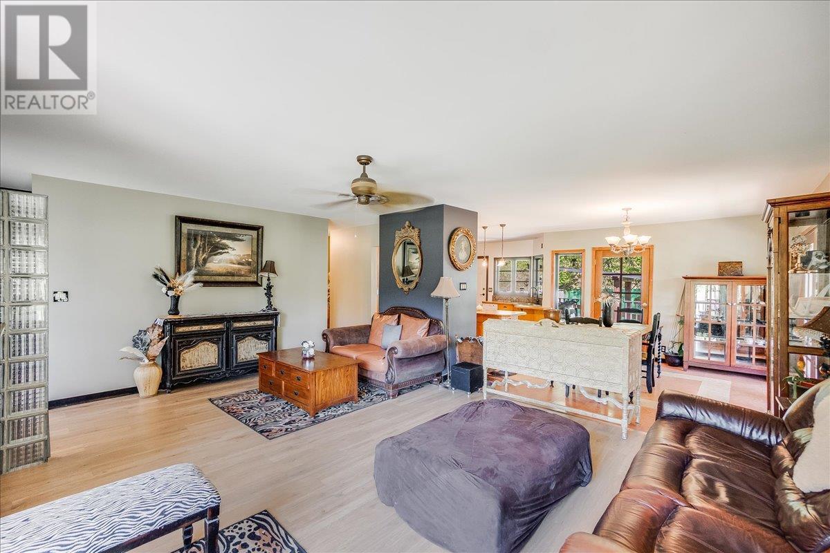 2398 Cunningham Road, Slocan Park, British Columbia  V0G 2E0 - Photo 19 - 10347142
