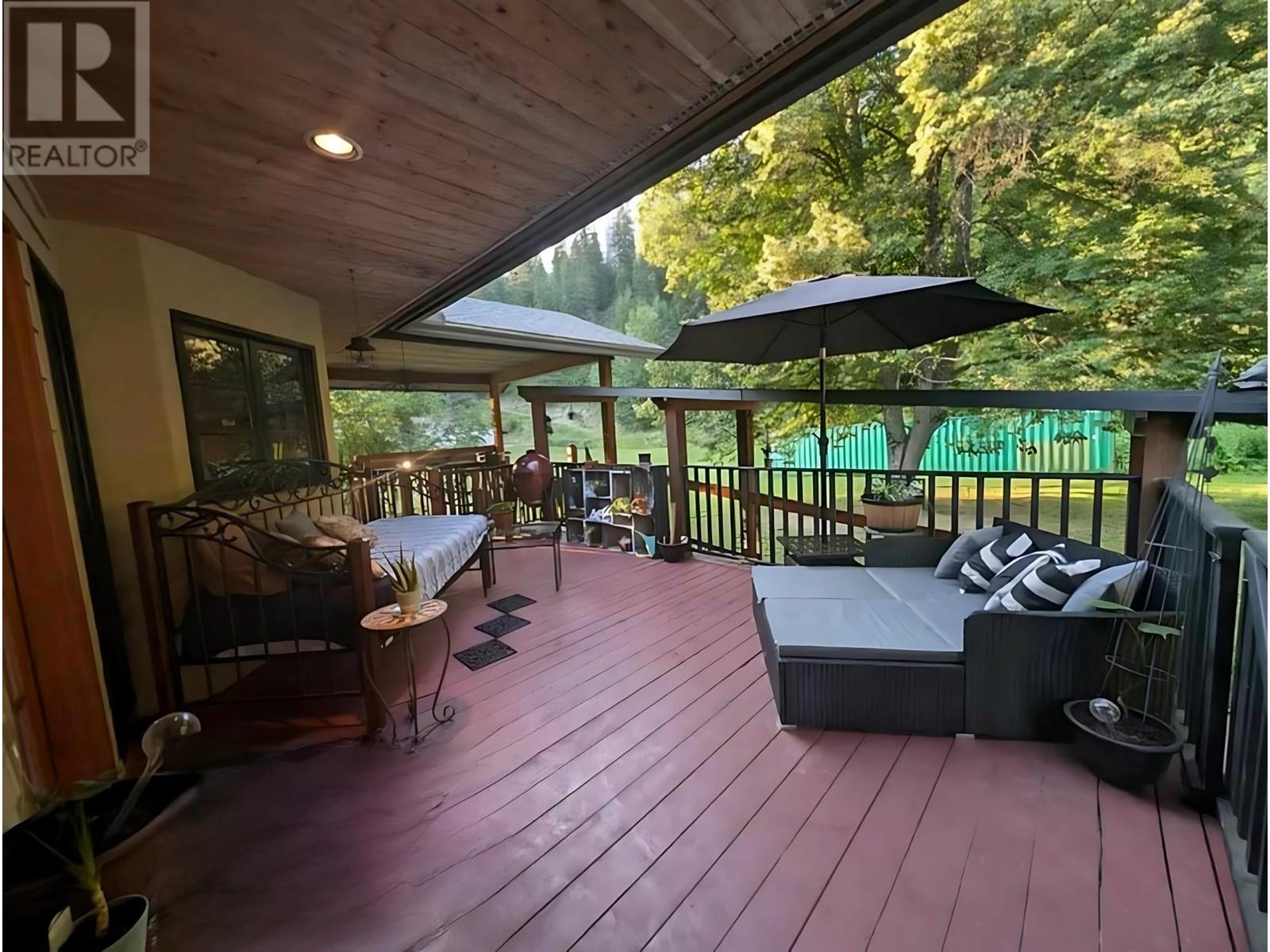 2398 Cunningham Road, Slocan Park, British Columbia  V0G 2E0 - Photo 3 - 10347142