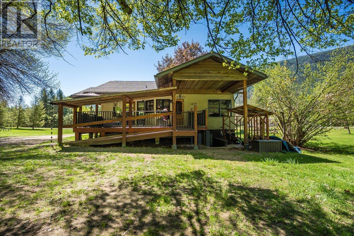 2398 Cunningham Road, Slocan Park, British Columbia  V0G 2E0 - Photo 43 - 10347142