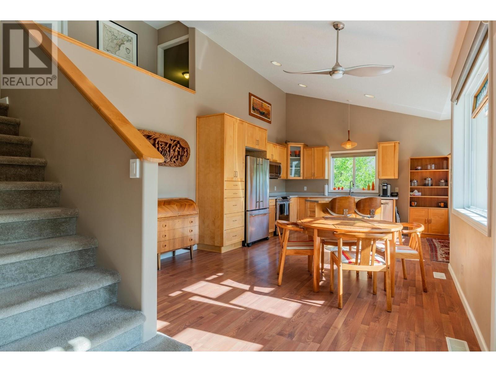 3301 Laburnum Drive, Trail, British Columbia  V1R 2S8 - Photo 17 - 10347459