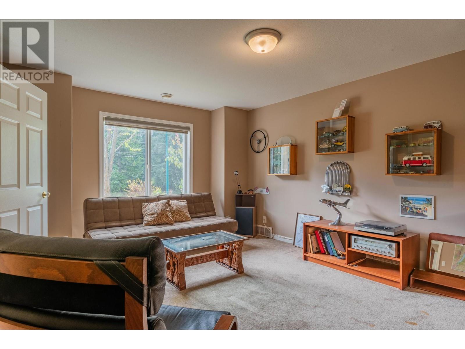 3301 Laburnum Drive, Trail, British Columbia  V1R 2S8 - Photo 29 - 10347459