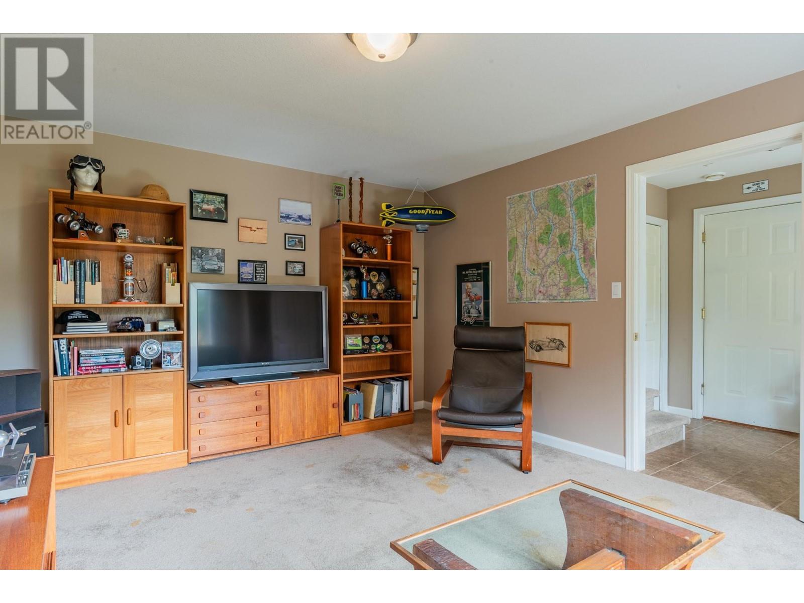 3301 Laburnum Drive, Trail, British Columbia  V1R 2S8 - Photo 30 - 10347459